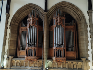 The University Chapel Organ