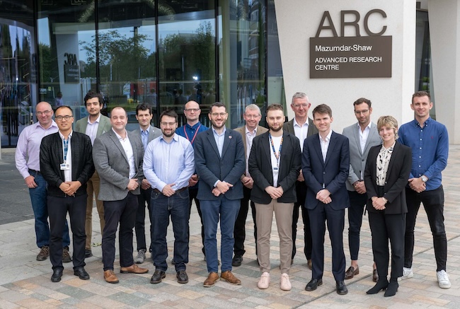 Paul Sweeney MSP and Gordon McKee MP visit the ARC to learn more about space research