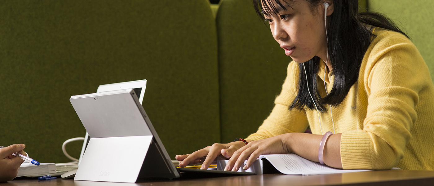 Student with tablet