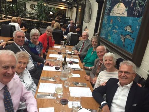 1968 Modern Languages graduates at a restaurant 