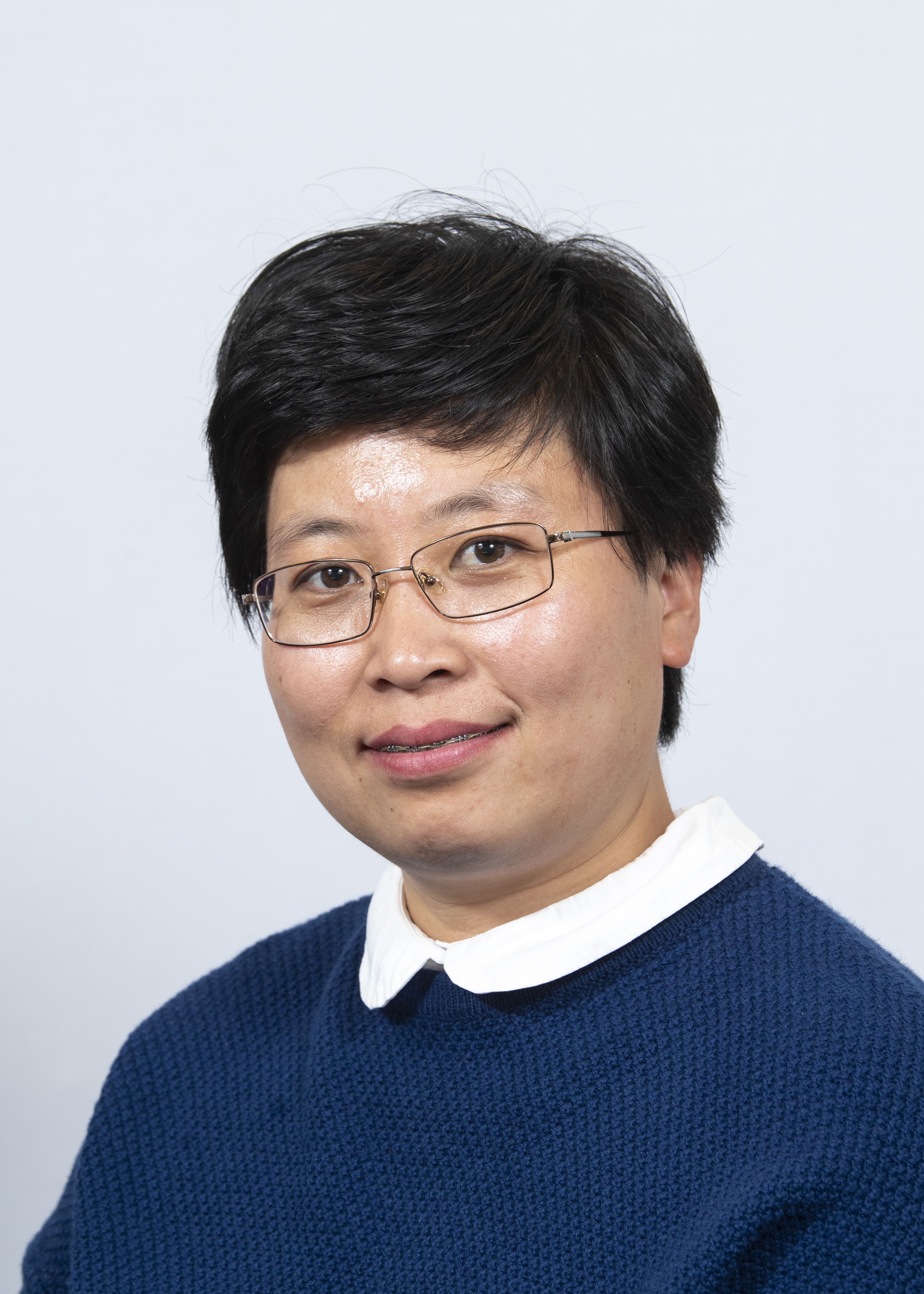 A profile photo of Hua Wang